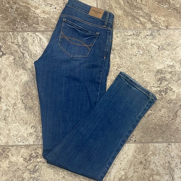 Abercrombie & Fitch Jeans - Picture 1 of 4